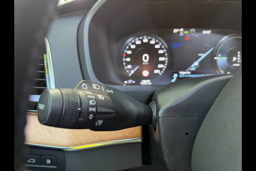 Volvo XC90 2.0 T8 Recharge AWD Plug in Hybrid Dealer onderhouden 7- Zits