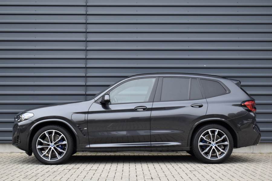 BMW X3 xDrive30e M Sport | Pano | M-Stoelen | ACC | Harman/Kardon | Memory | Head-Up | 20'' Wielen |