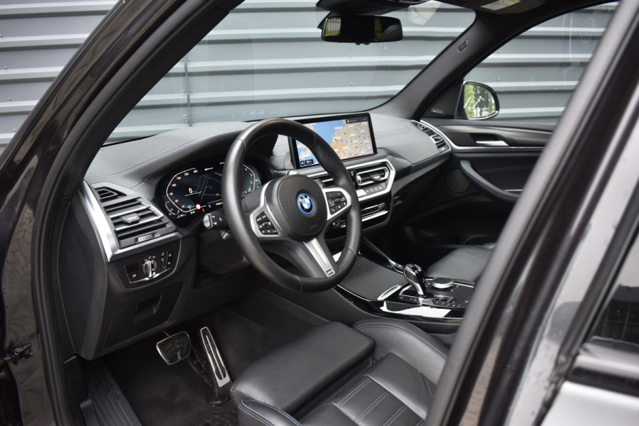 BMW X3 xDrive30e M Sport | Pano | M-Stoelen | ACC | Harman/Kardon | Memory | Head-Up | 20'' Wielen |