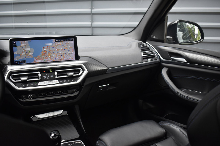 BMW X3 xDrive30e M Sport | Pano | M-Stoelen | ACC | Harman/Kardon | Memory | Head-Up | 20'' Wielen |