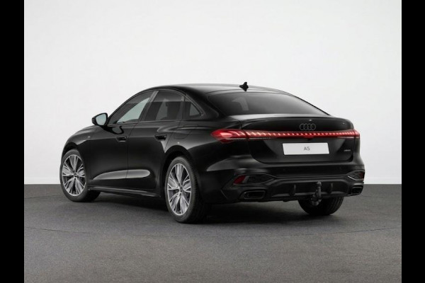 Audi A5 Limousine S edition 2.0 TFSI e 299 pk | Techniek pakket plus | Premium pakket | Optiekpakket zwart-glanzend | Trekhaak, elektr. wegklapbaar |