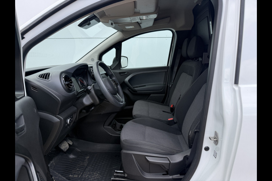 Mercedes-Benz eCitan 112 51kWh L2 284 WLTP 97.9% (SOH) Camera MBUX Trekhaak 75kW Snelladen Apple Carplay Cruise Control