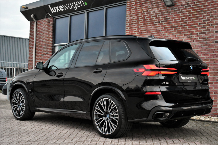 BMW X5 xDrive50e M-Sport Pro Pano ACC Comf-stoel 4WS 22inch H/K 360 HUD
