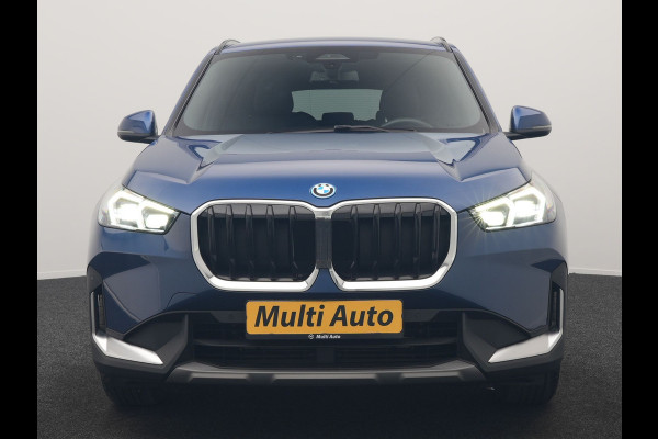 BMW X1 xDrive25e Sportline PHEV 245pk Dealer O.H. | Trekhaak Af Fabriek | Adaptive Cruise | Camera | Harman / Kardon | Lederen Sportstoelen Massage & Memory | Sfeerverlichting | Keyless | Blis | Stoelen & Stuur Verwarmd | Apple Carplay | Plug In Hybrid |