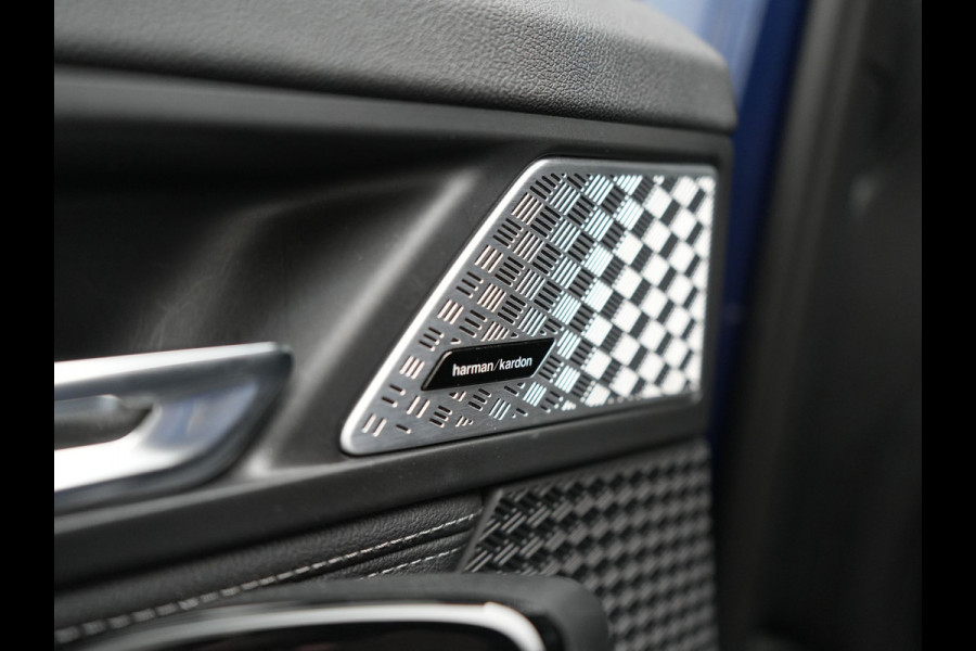 BMW X1 xDrive25e Sportline PHEV 245pk Dealer O.H. | Trekhaak Af Fabriek | Adaptive Cruise | Camera | Harman / Kardon | Lederen Sportstoelen Massage & Memory | Sfeerverlichting | Keyless | Blis | Stoelen & Stuur Verwarmd | Apple Carplay | Plug In Hybrid |