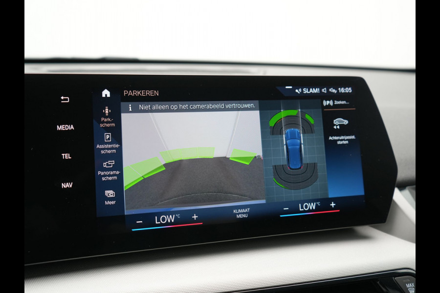 BMW X1 xDrive25e Sportline PHEV 245pk Dealer O.H. | Trekhaak Af Fabriek | Adaptive Cruise | Camera | Harman / Kardon | Lederen Sportstoelen Massage & Memory | Sfeerverlichting | Keyless | Blis | Stoelen & Stuur Verwarmd | Apple Carplay | Plug In Hybrid |