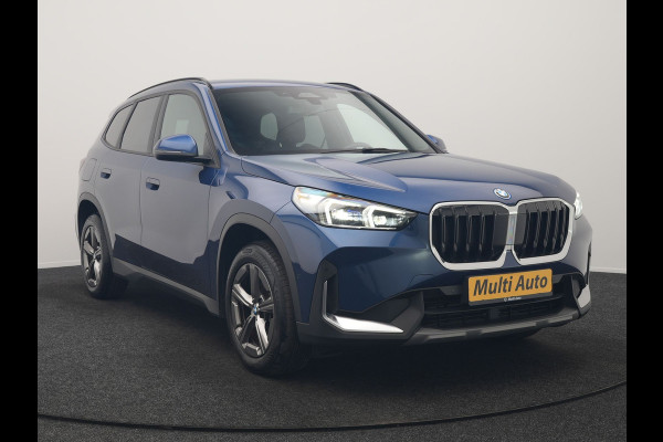 BMW X1 xDrive25e Sportline PHEV 245pk Dealer O.H. | Trekhaak Af Fabriek | Adaptive Cruise | Camera | Harman / Kardon | Lederen Sportstoelen Massage & Memory | Sfeerverlichting | Keyless | Blis | Stoelen & Stuur Verwarmd | Apple Carplay | Plug In Hybrid |