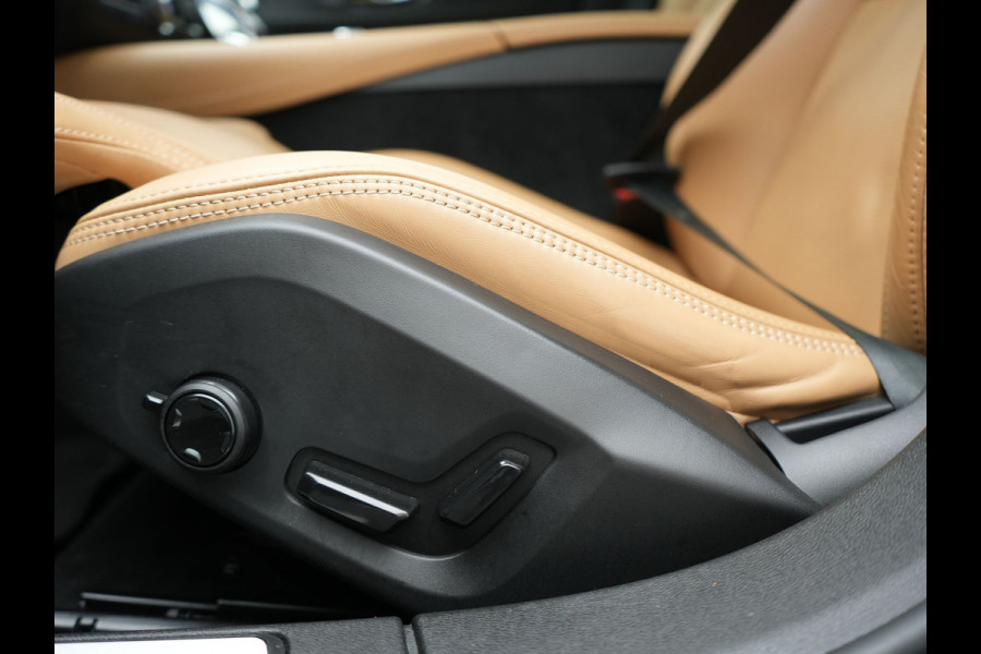 Volvo V60 T6 AWD Plus Bright LONG RANGE PHEV 350pk Dealer O.H. | Trekhaak Af Fabriek | Panodak | Adaptive Cruise | 360 Camera | Lederen Sportstoelen Ventilatie & Memory | Keyless | Blis | Apple Carplay | Stoelen & Stuur Verwarmd | Google Assistent | DAB  | Plug In Hybrid |
