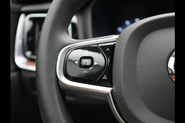 Volvo V60 T6 AWD Plus Bright LONG RANGE PHEV 350pk Dealer O.H. | Trekhaak Af Fabriek | Panodak | Adaptive Cruise | 360 Camera | Lederen Sportstoelen Ventilatie & Memory | Keyless | Blis | Apple Carplay | Stoelen & Stuur Verwarmd | Google Assistent | DAB  | Plug In Hybrid |