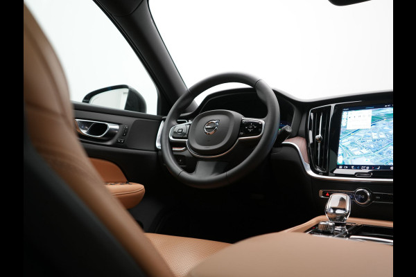 Volvo V60 T6 AWD Plus Bright LONG RANGE PHEV 350pk Dealer O.H. | Trekhaak Af Fabriek | Panodak | Adaptive Cruise | 360 Camera | Lederen Sportstoelen Ventilatie & Memory | Keyless | Blis | Apple Carplay | Stoelen & Stuur Verwarmd | Google Assistent | DAB  | Plug In Hybrid |