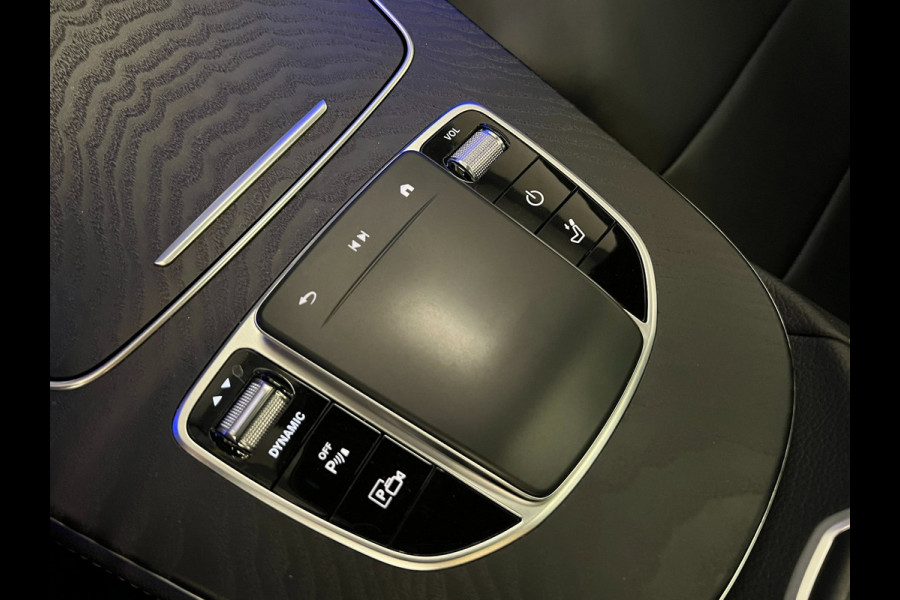 Mercedes-Benz E-Klasse Estate 300de / AMG / Pano / Burmester / Memory