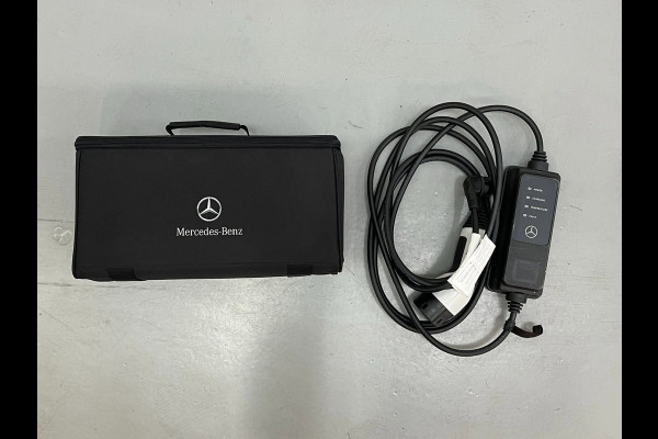 Mercedes-Benz E-Klasse Estate 300de / AMG / Pano / Burmester / Memory