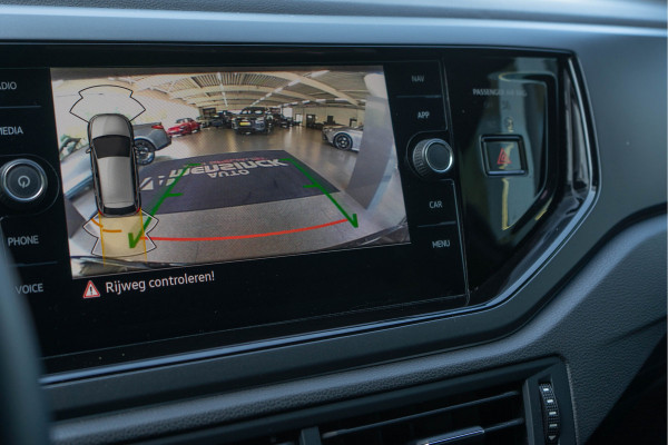 Volkswagen Polo 1.0 TSI R-Line / Virtual Cockpit/ Cruise Control/ Touch Navigatie/ 70kW (96PK)