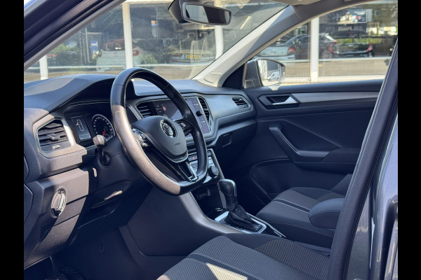 Volkswagen T-Roc 1.5 TSI Sport | Carplay/Android, ACC, Navi, Clima, PDC, Trekhaak |