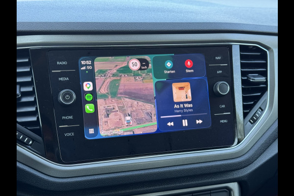Volkswagen T-Roc 1.5 TSI Sport | Carplay/Android, ACC, Navi, Clima, PDC, Trekhaak |