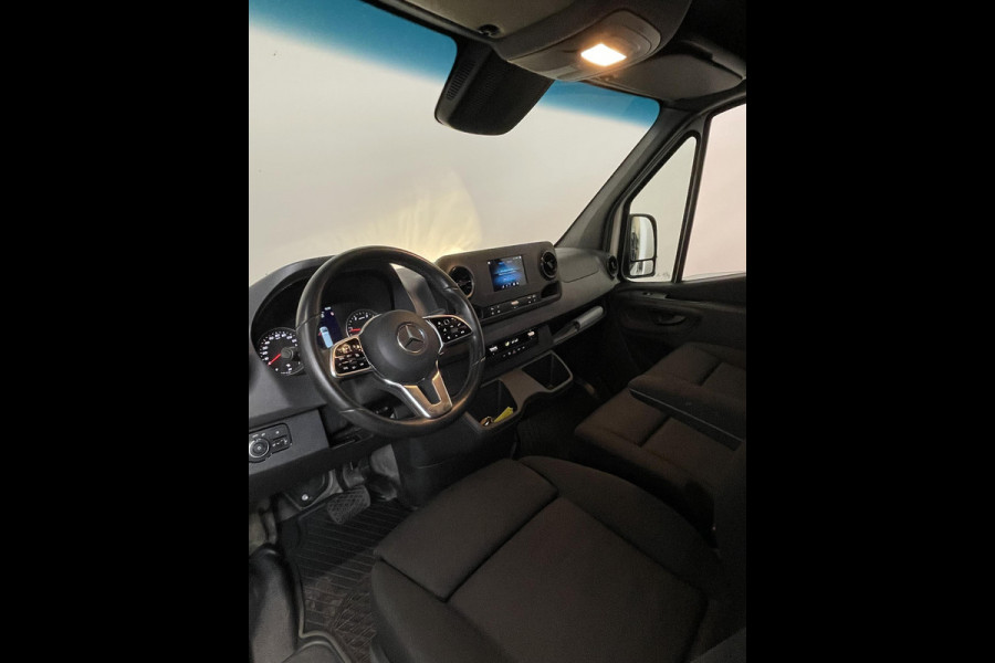 Mercedes-Benz Sprinter L2H2 Automaat Airco Cruise Navi Camera PDC Imperiaal Trekhaak