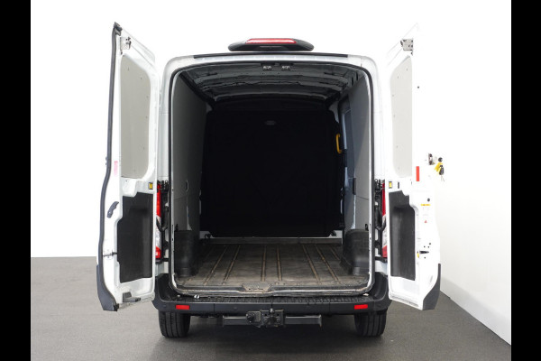 Ford Transit 330 2.0 TDCI L3H2 Trend Automaat Navigatie Camera Carplay Trekhaak Cruise control Airco