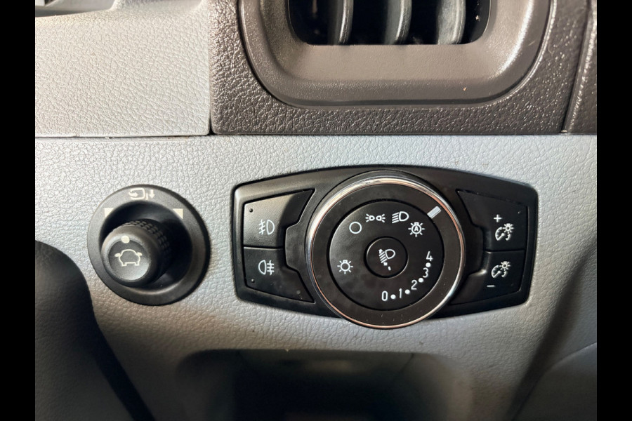 Ford Transit Automaat Servicewagen 350 2.0 TDCI 131PK euro6 L2H2 3Persoons Trend, Sortimo werkplaats inrichting, RIJKLAARPRIJS