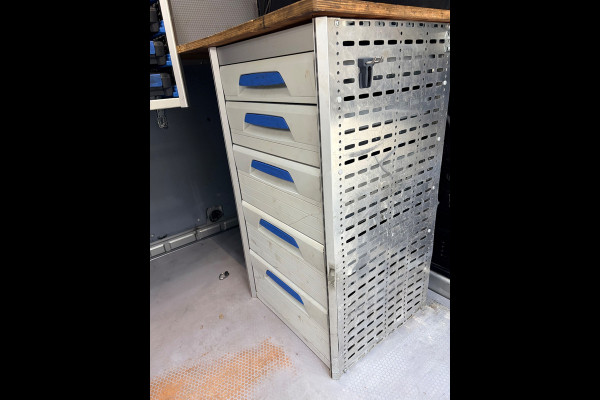 Ford Transit Automaat Servicewagen 350 2.0 TDCI 131PK euro6 L2H2 3Persoons Trend, Sortimo werkplaats inrichting, RIJKLAARPRIJS