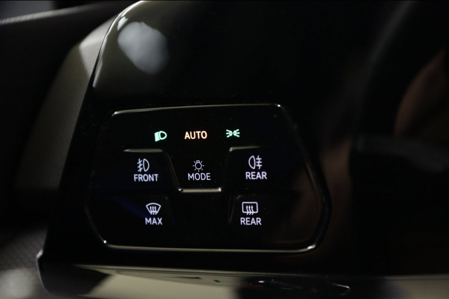 Volkswagen Golf 1.4 eHybrid GTE NARDO/PANO/HUD/IQLIGHT/CARPLAY/ACC/VOL