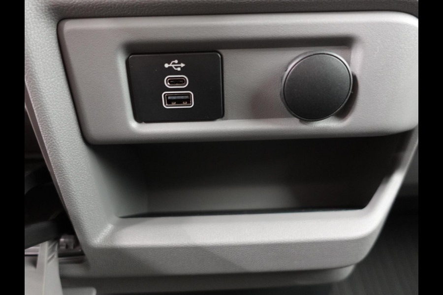 Ford Transit Custom 300 2.0 TDCI L2H1 Automaat Trend NIEUW MODEL! Airco Cruise Control Navigatie Parkeersensoren Camera Carplay/Android Auto