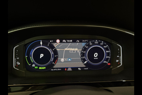 Volkswagen Arteon 1.4 TSI eHybrid 218PK R-Line | Panodak | Trekhaak | 19 Inch | LED | Incl. garantie