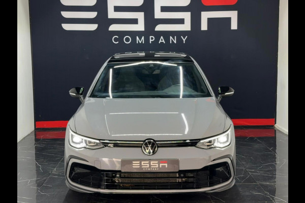 Volkswagen Golf 1.5 eTSI R-Line Business Pano Keyless Trekhaak IQ Camera Sfeerverlichting
