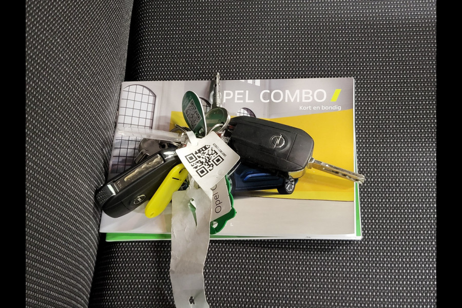 Opel Combo Electric 50kWh SOH 100% 270km Elektrisch!