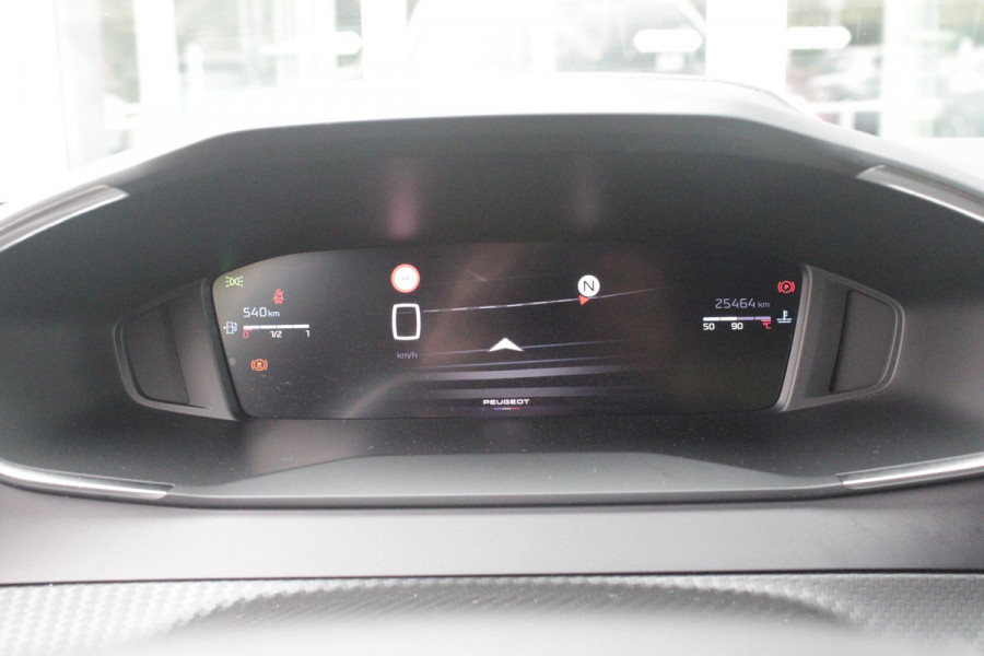 Peugeot 2008 1.2 100PK ALLURE | NAVIGATIE | PARKEERSENSOREN VOOR + ACHTER | KEYLESS ENTRY/START | LICHTMETALEN VELGEN 17" | DRAADLOZE APPLE CARPLAY/ANDROID AUTO | DRAADLOZE TELEFOONLADER | CRUISE CONTROL | DAB + RADIO | LED KOPLAMPEN |