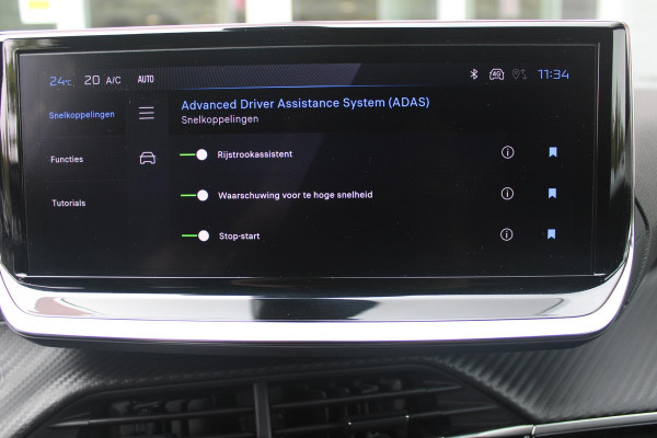Peugeot 2008 1.2 100PK ALLURE | NAVIGATIE | PARKEERSENSOREN VOOR + ACHTER | KEYLESS ENTRY/START | LICHTMETALEN VELGEN 17" | DRAADLOZE APPLE CARPLAY/ANDROID AUTO | DRAADLOZE TELEFOONLADER | CRUISE CONTROL | DAB + RADIO | LED KOPLAMPEN |