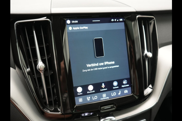 Volvo XC60 T6 AWD Plus Dark LONG RANGE PHEV 350pk Dealer O.H. | Panodak | 360 Camera | Sportstoelen Memory & Verwarmd | Keyless | Google Assistent | Stuur Verwarmd | Apple Carplay | Cruise Control | DAB | Plug In Hybrid |