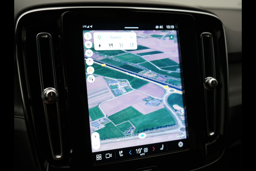 Volvo XC40 Core Recharge Pure 69 kWh 231pk Dealer O.H. | Warmtepomp | Camera | Sportstoelen & Stuur Verwarmd | Google Assistent | Apple Carplay | Cruise Control | Virtual Cockpit | DAB |