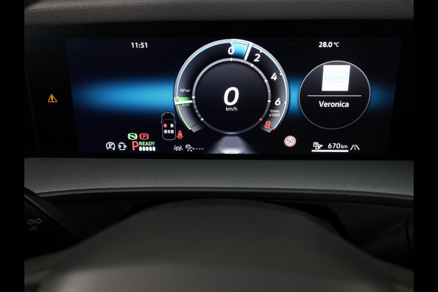Volkswagen Tayron 1.5 eHybrid R-Line Edition 272 pk Automaat (DSG) | Verlengde garantie | Navigatie | Panoramadak | Trekhaak (wegklapbaar) | Parkeersensoren (Park assist) | Rondomzicht camera | Lederen bekleding | Stoelverwarming/ventilatie | R-Line |