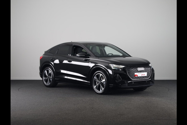 Audi Q4 Sportback e-tron 45 quattro S Edition Competition 82 kWh 286pk | Navigatie | 20 inch lichtmetalen velgen | Adaptive cruise controle | Zwart Optiek