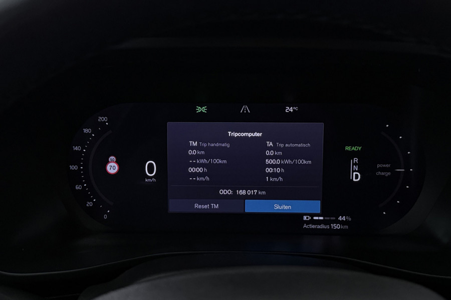 Volvo XC40 Recharge Ultimate 70 kWh (PANORAMADAK, SOH 92,5%, STUUR-/STOELVERWARMING, 360 CAMERA, DEALER ONDERHOUDEN, 1e EIGENAAR)