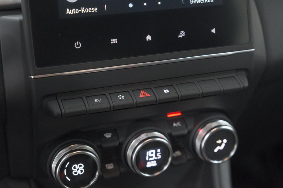Renault Captur 1.6 E-Tech Full Hybrid 145 Techno | Trekhaak | Camera | Navigatie | Parkeersensoren | Climate Control