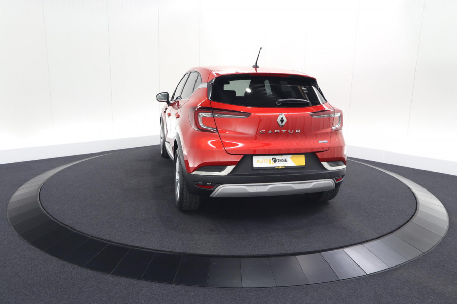 Renault Captur 1.6 E-Tech full hybrid 145 techno | Camera | Parkeersensoren | Climate control | Keyless