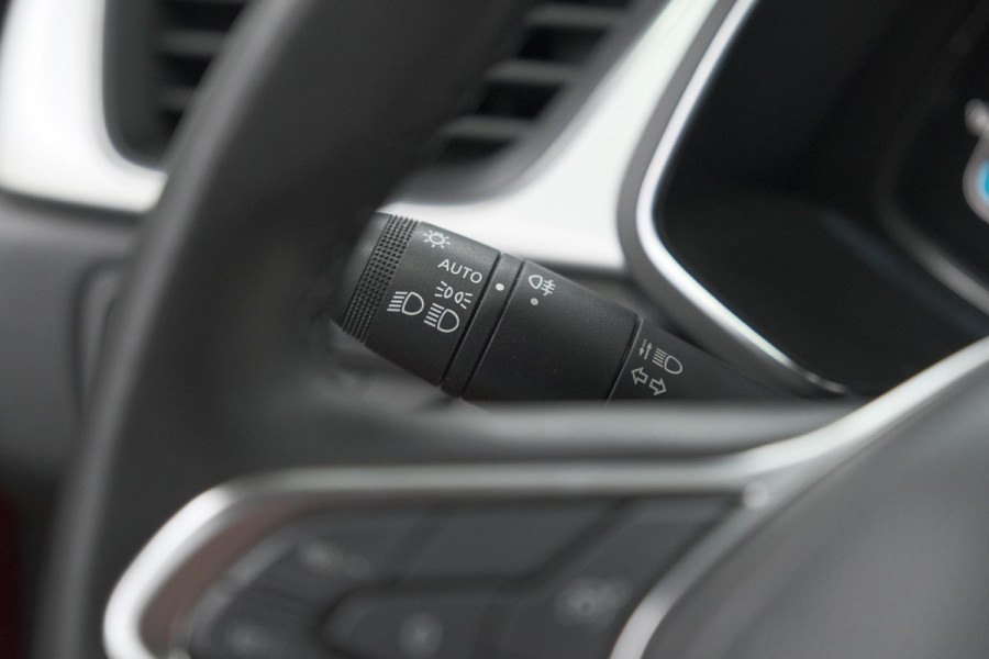 Renault Captur 1.6 E-Tech full hybrid 145 techno | Camera | Parkeersensoren | Climate control | Keyless