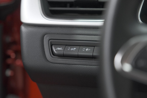 Renault Captur 1.6 E-Tech full hybrid 145 techno | Camera | Parkeersensoren | Climate control | Keyless