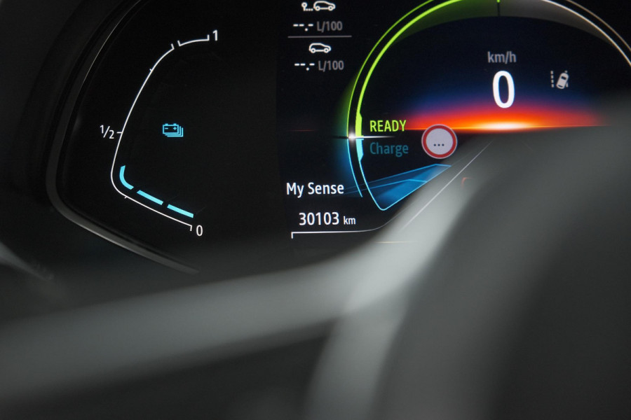 Renault Captur 1.6 E-Tech full hybrid 145 techno | Camera | Parkeersensoren | Climate control | Keyless