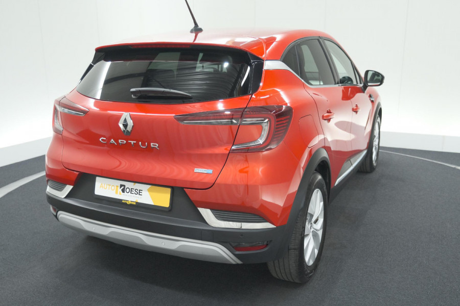 Renault Captur 1.6 E-Tech full hybrid 145 techno | Camera | Parkeersensoren | Climate control | Keyless
