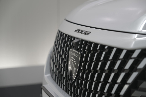 Peugeot 2008 Hybrid 145 e-DCS6 Allure | 360 Camera | Adaptieve Cruise Control | Dodehoekdetectie