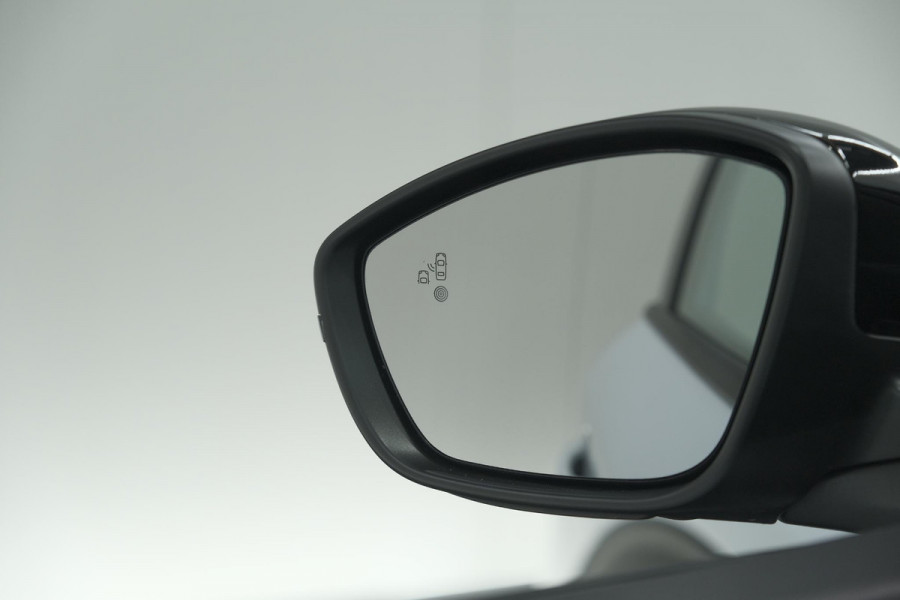 Peugeot 2008 Hybrid 145 e-DCS6 Allure | 360 Camera | Adaptieve Cruise Control | Dodehoekdetectie
