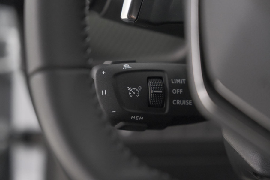 Peugeot 2008 Hybrid 145 e-DCS6 Allure | 360 Camera | Adaptieve Cruise Control | Dodehoekdetectie