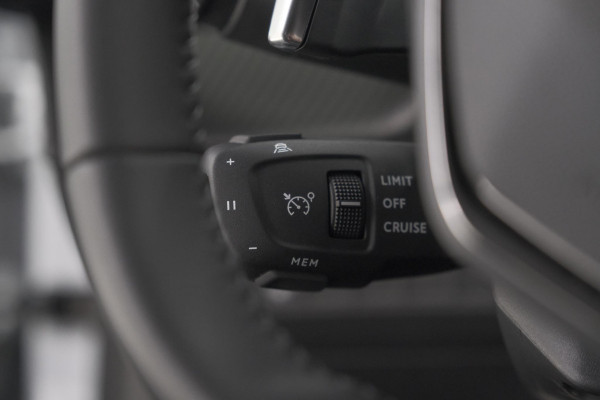 Peugeot 2008 Hybrid 145 e-DCS6 Allure | 360 Camera | Adaptieve Cruise Control | Dodehoekdetectie