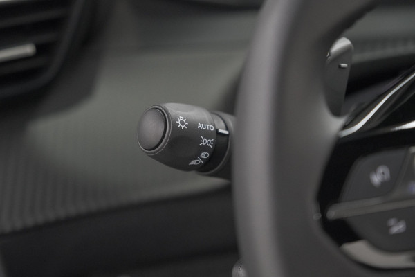 Peugeot 2008 Hybrid 145 e-DCS6 Allure | 360 Camera | Adaptieve Cruise Control | Dodehoekdetectie