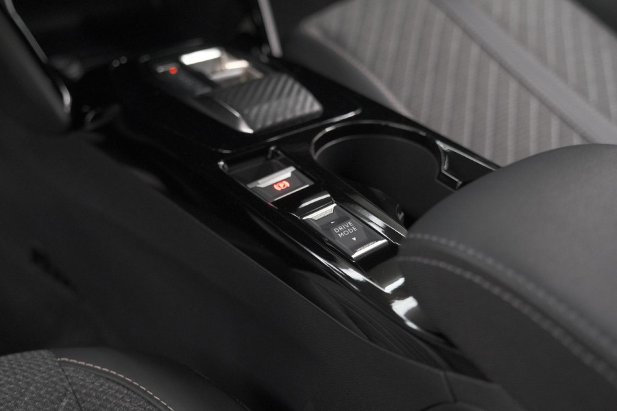 Peugeot 2008 Hybrid 145 e-DCS6 Allure | 360 Camera | Adaptieve Cruise Control | Dodehoekdetectie