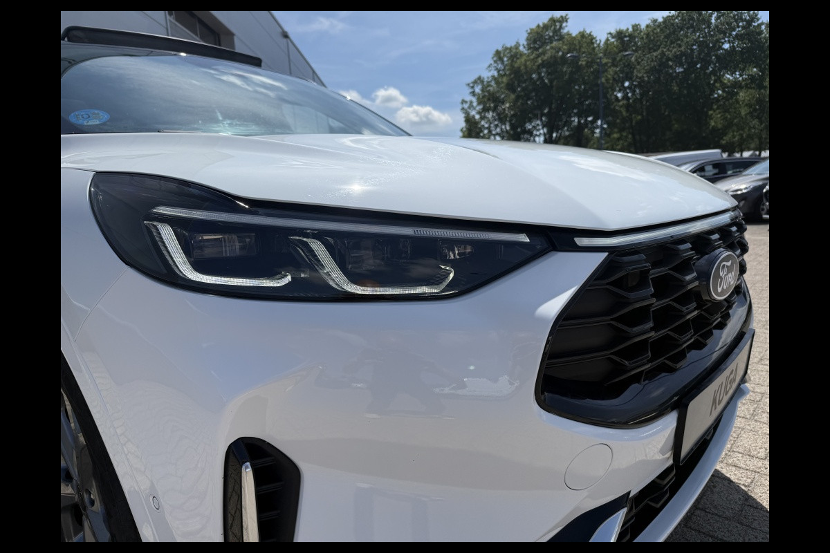 Ford Kuga Plug-In Hybrid ST-Line X TREKHAAK! PANODAK! TECHPACK! WINTERPACK