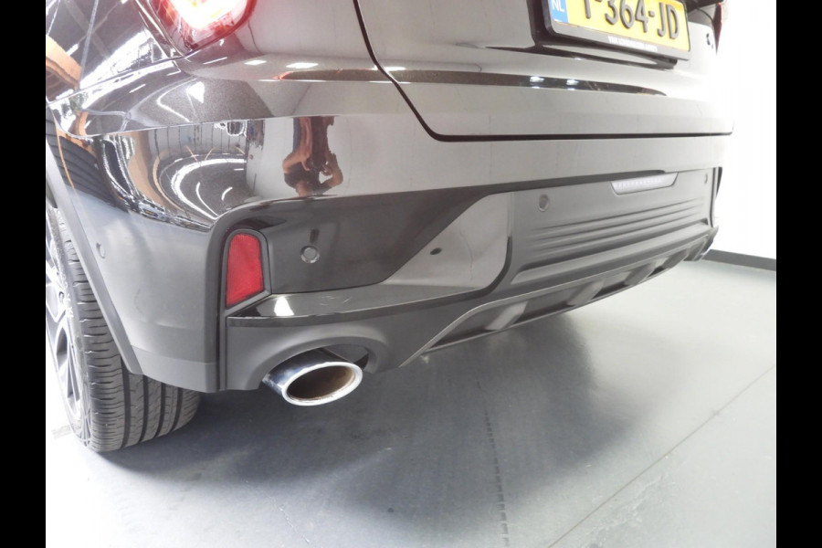 Lynk & Co 01 1.5 PHEV BlackLine ZWARTE HEMEL/360CAM/SCHUIFDAK/LED/20"LMV!