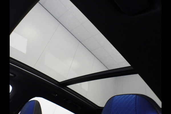 Lynk & Co 01 1.5 PHEV Plug-In ZWARTE HEMEL/360CAM/SCHUIFDAK/LED/20"LMV!